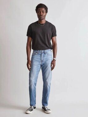 Madewell Relaxed Taper Jeans • size 32x32 • MA246